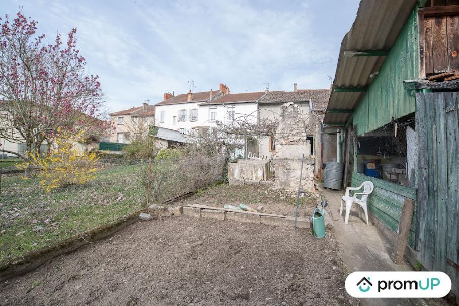 Vente maison 8 pièces 130 m² à Saint-Yorre (03270), 122 000 €