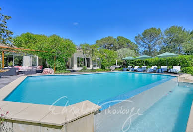 House with pool and terrace 1