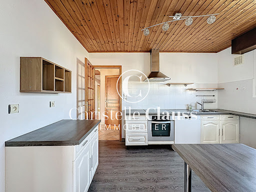 Maison avec jardin et terrasse 5