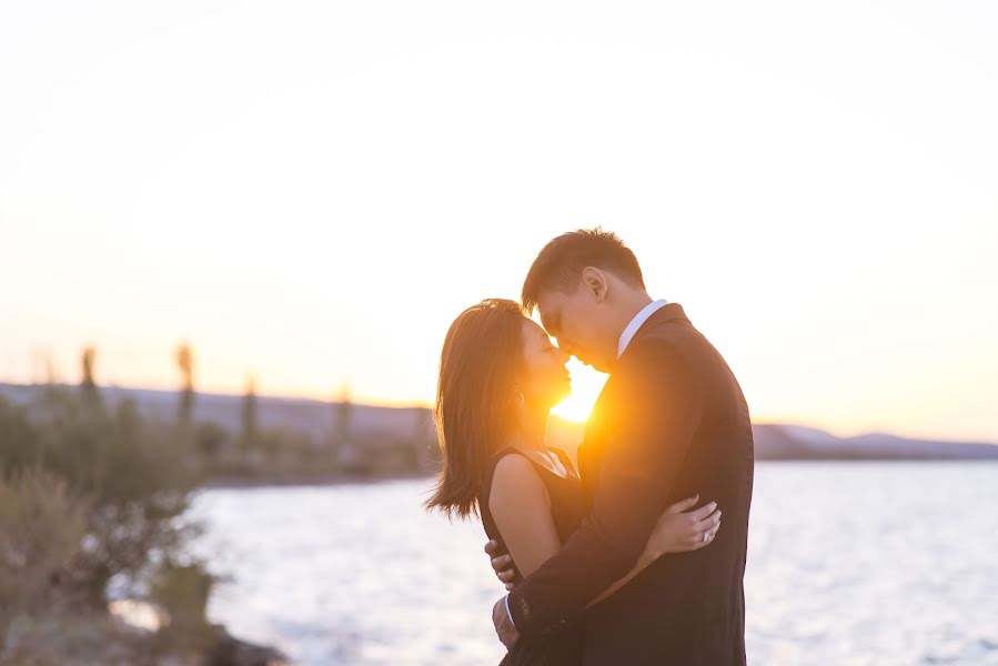 Wedding photographer Ermek Zhenishov (ermek). Photo of 4 October 2014