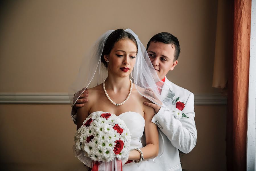 Wedding photographer Evgeniy Avdeenko (akvil69). Photo of 20 October 2016