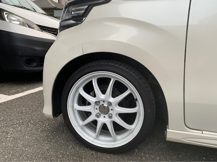 N-WGN カスタムの車高下げ・ダウンサス取付・RSRダウンサス・マルゼン東大阪・車いじりに関するカスタム事例の投稿画像2枚目