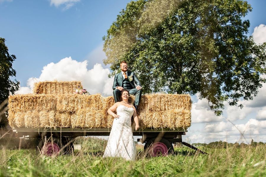 Fotograful de nuntă Charlène Bartels-Verhoeven (verhoeven). Fotografia din 7 martie 2019