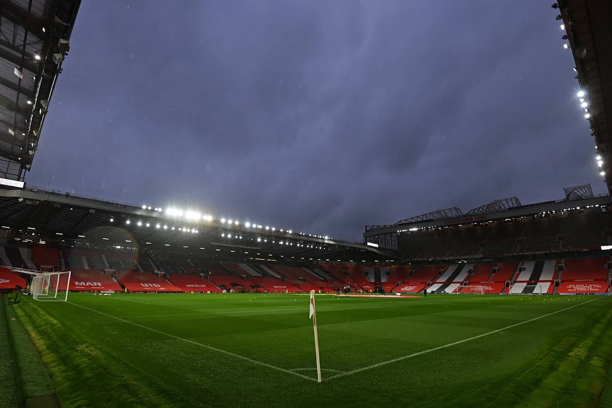 🎥  Southampton moet na één minuut al met tien man verder tegen Manchester United na vreselijke ingreep Jankewitz