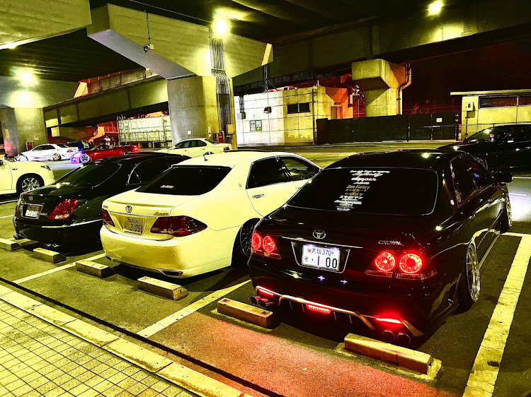 クラウンアスリートのMT・ドライブ・洗車・18クラウンに関するカスタム事例の投稿画像3枚目