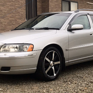 V70