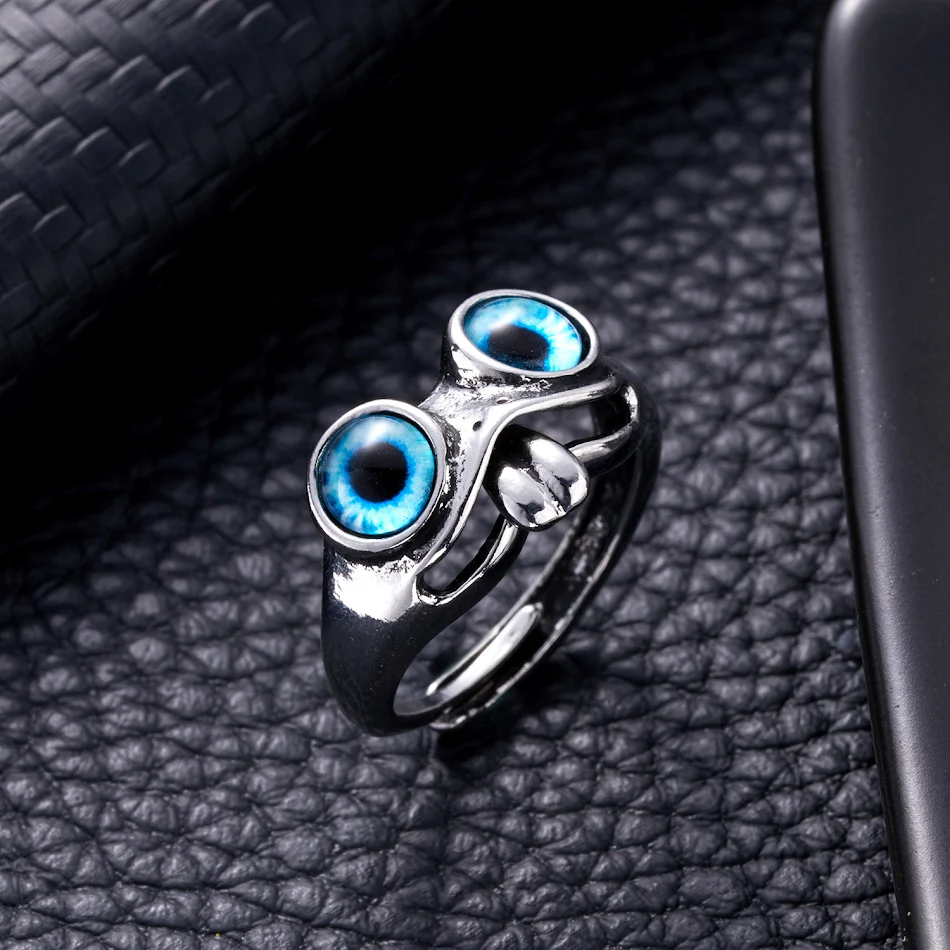 Creatieve Kikkerstijl Hip Hop Ring, een uniek accessoire voor een gedurfde look. Val op met deze kikkerring, ideaal voor rapliefhebbers.