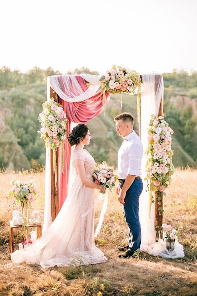 Fotógrafo de bodas Antonina Meshkova (theperfect). Foto del 21 de enero 2018