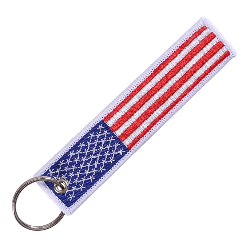Chaveiro de Bandeira Americana Bordada com Fundo Preto e Palavras Brancas, Bandeira Estadual, Acessório Ideal e Sofisticado