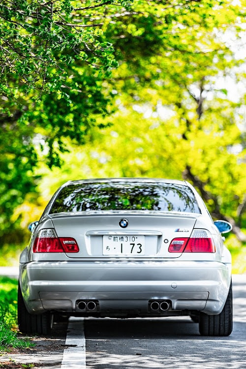 M3 クーペの撮影日和・一眼レフ撮影・バックショット・ケツが好きに関するカスタム事例の投稿画像4枚目