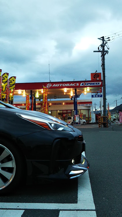 プリウスのKNM   PRIUS  Family・不純ベタ仕様・RS-R Ｔi2000・ロクサーニ・Ｉ❤️PRIUSに関するカスタム事例の投稿画像11枚目