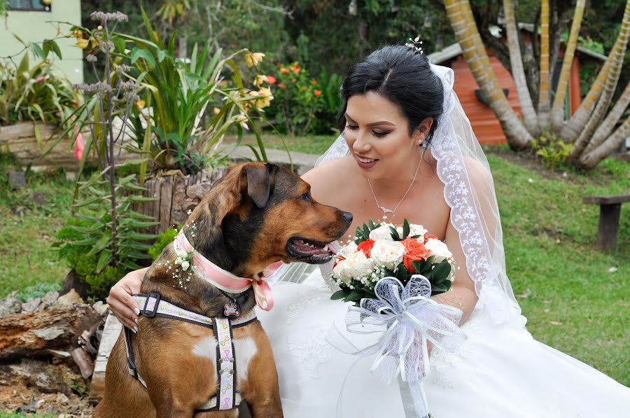 Fotografo di matrimoni Vanessa Diaz (vanessadiaz). Foto del 13 luglio 2020