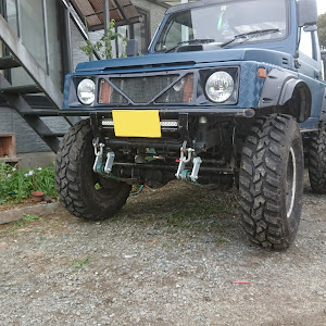 ジムニー JA11V