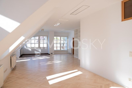 Apartment 4