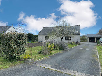 maison à La Chartre-sur-le-Loir (72)