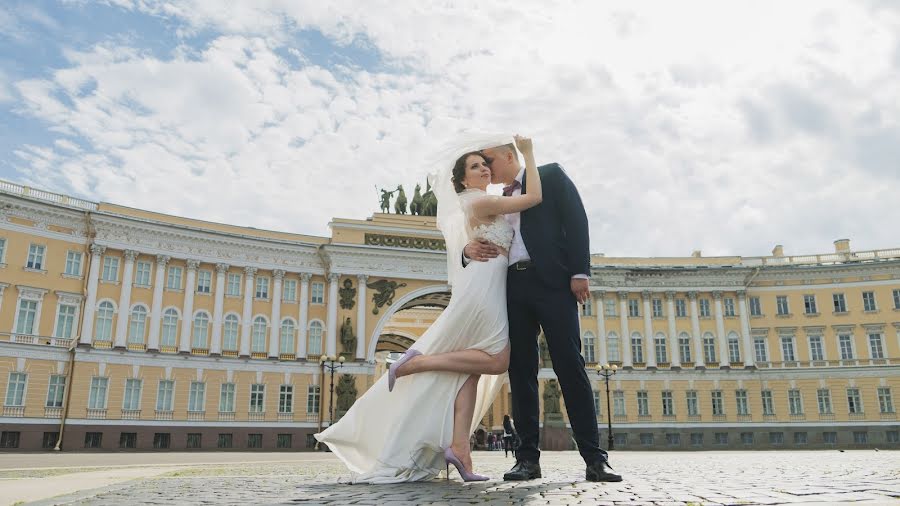 Jurufoto perkahwinan Kseniya Turlakova (kseniaturlakova). Foto pada 21 November 2018