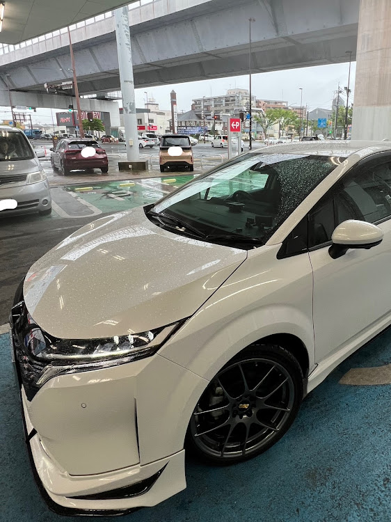 ノート オーラのいつもイイね＆コメントありがとうございます😆・オイル&エレメント交換・NISMOオイル0w-３０・サイドステップキズに関するカスタム事例の投稿画像2枚目