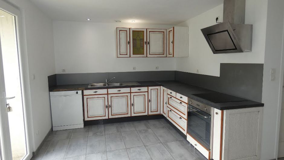 Location  appartement 1 pièce 51 m² à Nogentel (02400), 619 €