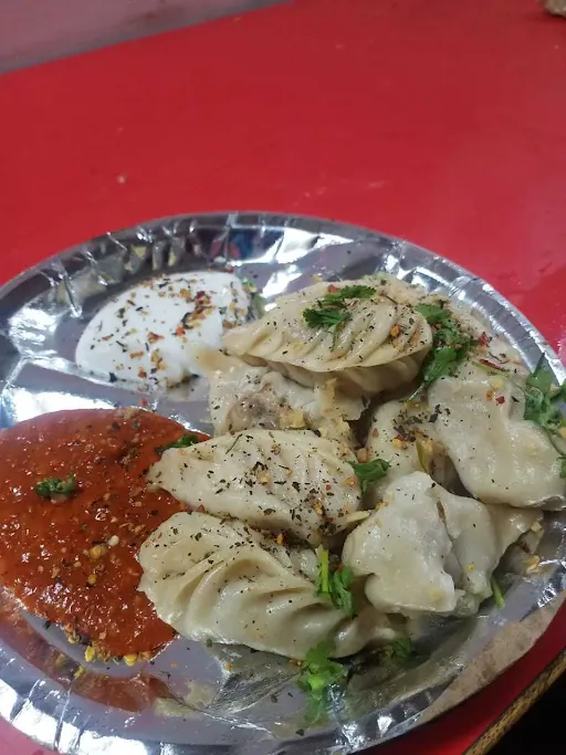 Chicken Steamed Momos [4 Pieces]