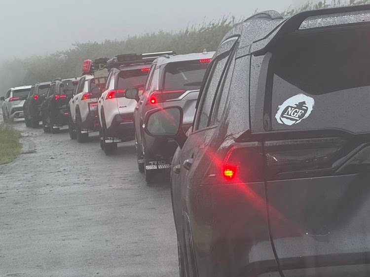 RAV4のオフ会・JOINT MEETING・芦ノ湖・芦ノ湖スカイライン・芦ノ湖スカイラインFUJIviewに関するカスタム事例の投稿画像4枚目