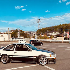 カローラレビン AE86