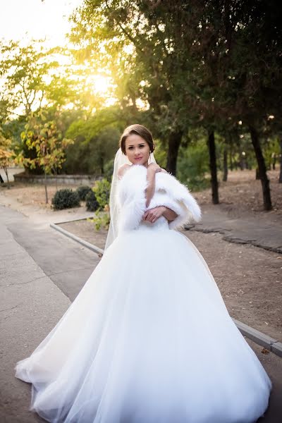 Fotografo di matrimoni Anna Zamsha (annazamsha). Foto del 21 ottobre 2015