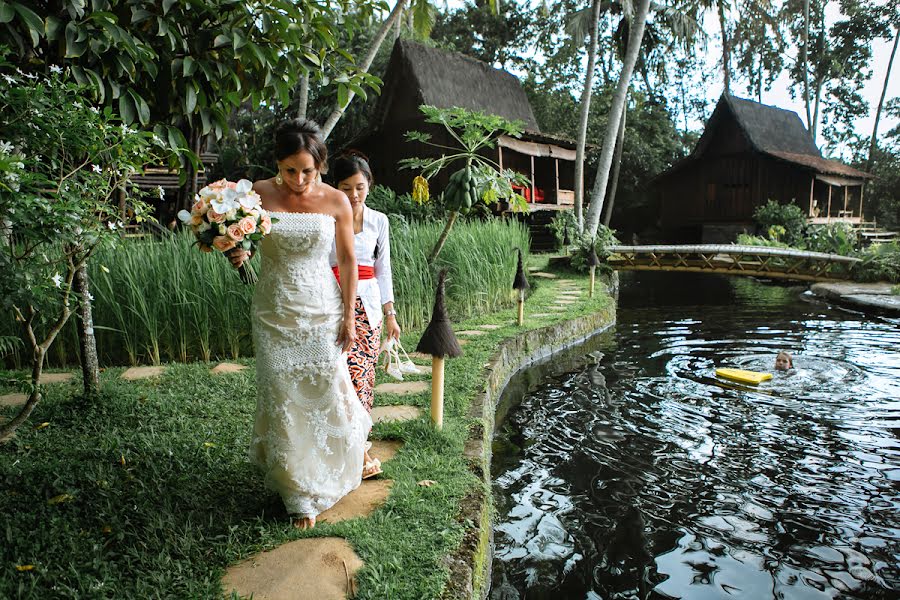 Fotografer pernikahan Made Putra Wijaya (putrabaliphotog). Foto tanggal 24 Maret 2016