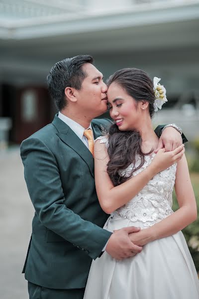 Fotógrafo de casamento Mark Louie Vasquez (cupcakecinema). Foto de 31 de janeiro 2019