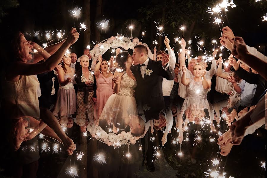 Fotografer pernikahan Marcin Bogulewski (galeriaobrazu). Foto tanggal 10 Juli 2018