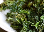 PALEO BAKED KALE CHIPS RECIPE was pinched from <a href="http://paleoaholic.com/paleo/paleo-baked-kale-chips/" target="_blank">paleoaholic.com.</a>