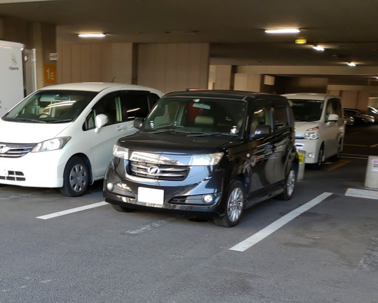 bBのいつの間にかコラボされてる・QNC・おおくね？に関するカスタム事例の投稿画像3枚目