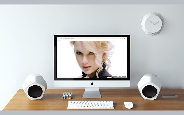 Taylor Swift New Tab & Wallpapers Collection