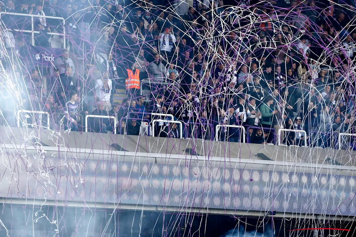 Un groupe du supporters absent de la réunion avec la direction d'Anderlecht