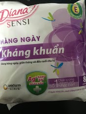 Combo 6 Gói Băng Vệ Sinh Diana Sensi Hàng Ngày Kháng Khuẩn (8 Miếng) - Hsd Luôn Mới