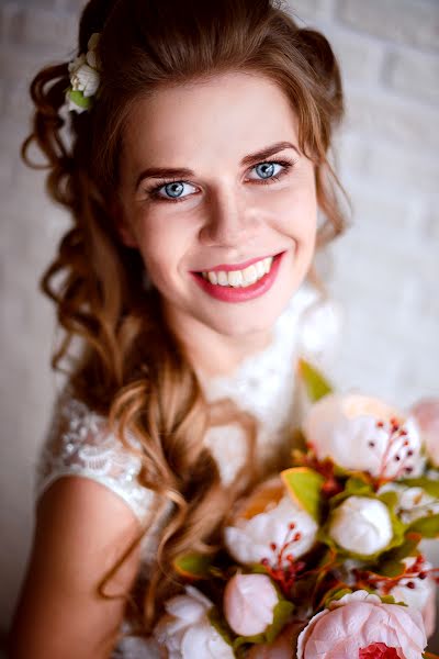 Hochzeitsfotograf Mariya Petnyunas (petnunas). Foto vom 9. April 2015