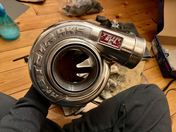 スカイライン GT-RのRB26・鏡面加工・徹夜作業・T51R SPL・バフがけに関するカスタム事例の投稿画像4枚目