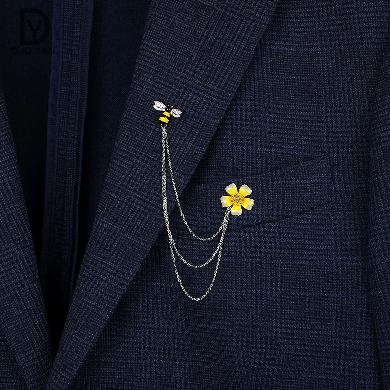 Broche Abeille Corée Élégant pour Blouse, Pin de Collier Mignon avec Chaîne, Corsage Luxe, Accessoire Occidental Chic Sans Boucle
