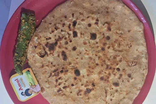 Paneer Pyaaz Paratha