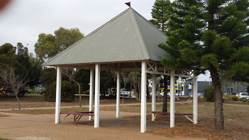 Seaford Lawns Rotunda