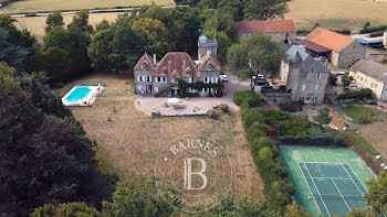 château à Etang-sur-Arroux (71)