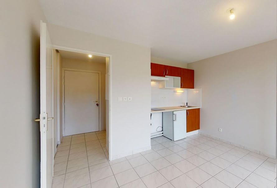 Location  appartement 1 pièce 21 m² à Rodez (12000), 380 €