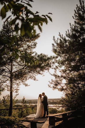婚礼摄影师Anna Mąkosa（annamakosafoto）。2022 10月17日的照片