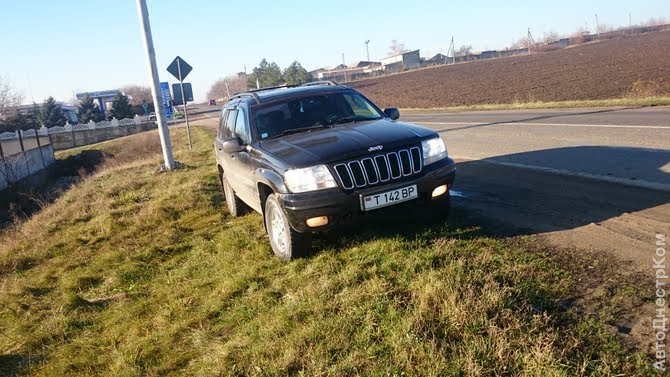 продам авто Jeep Grand Cherokee Grand Cherokee II (WJ) фото 3