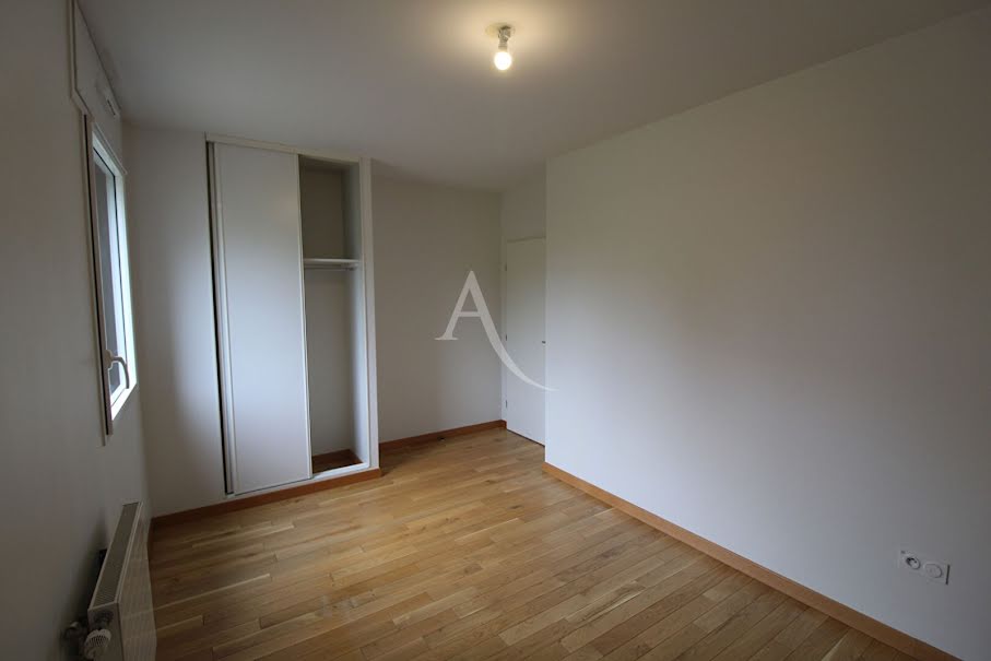 Location  appartement 3 pièces 77.57 m² à Dijon (21000), 751 €