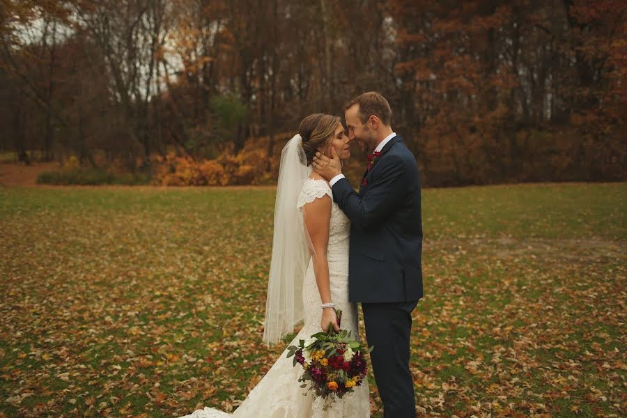 Fotógrafo de bodas Cara Carisch (cheekymonkey). Foto del 8 de septiembre 2019