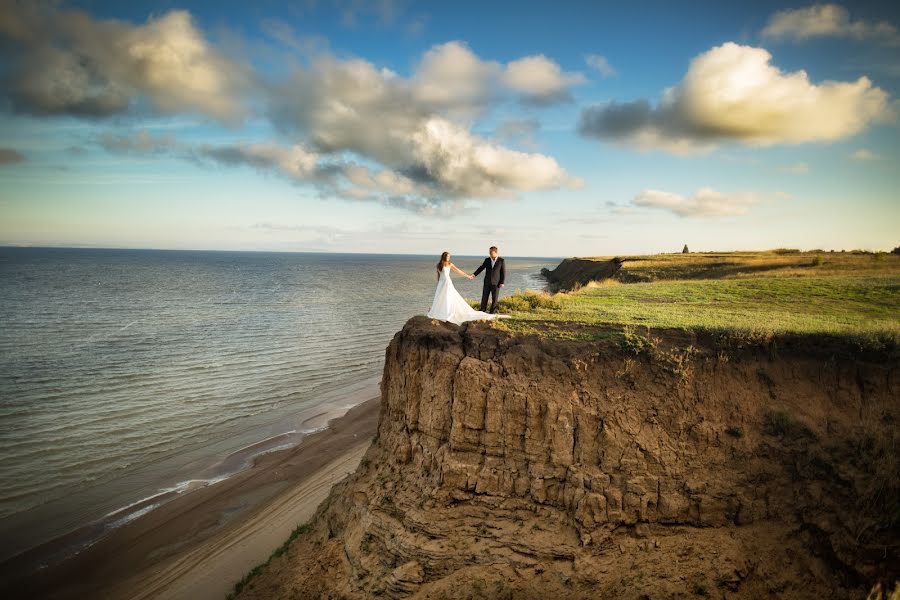 Fotógrafo de bodas Vladimir Uzryutov (sensestudio). Foto del 17 de noviembre 2014