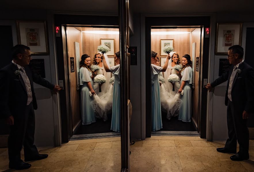 Wedding photographer Shane Watts (shanepwatts). Photo of 19 August 2019