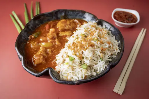 Veg Fried Rice + Chicken In Schezwan Sauce + Chicken Momo