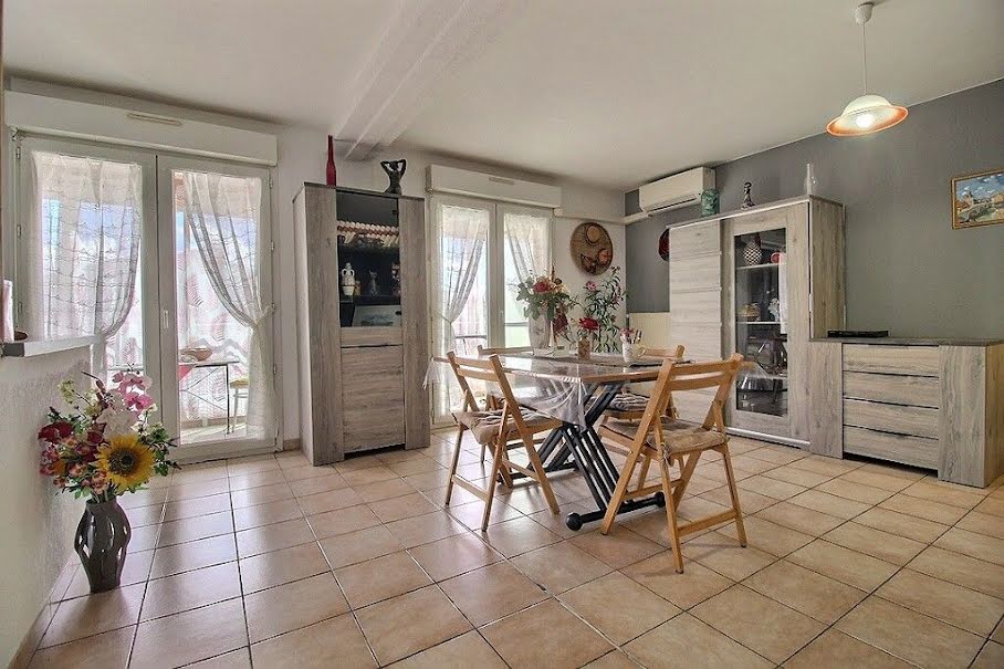 Vente appartement 3 pièces 64 m² à Carpentras (84200), 141 900 €