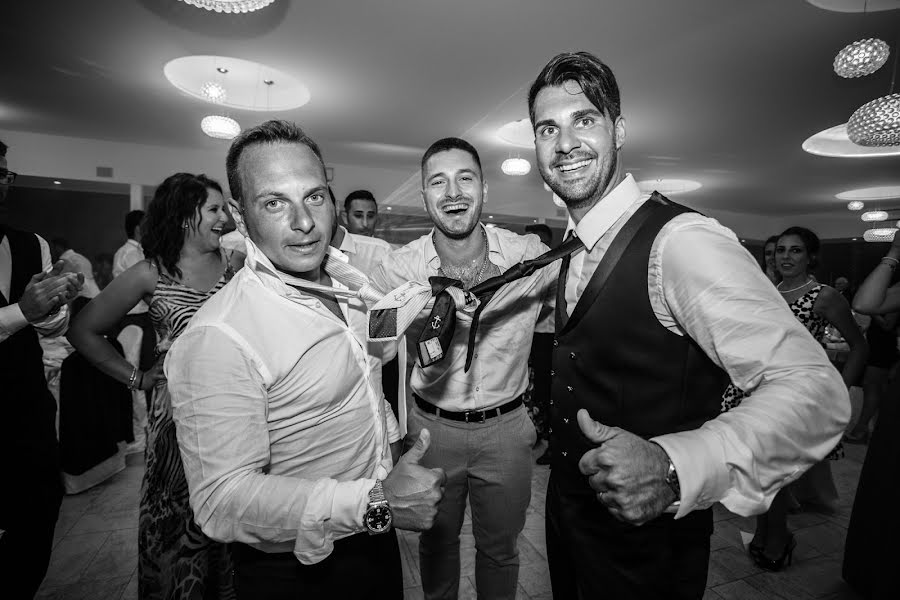 Fotografo di matrimoni Vincenzo Aluia (vincenzoaluia). Foto del 15 giugno 2018